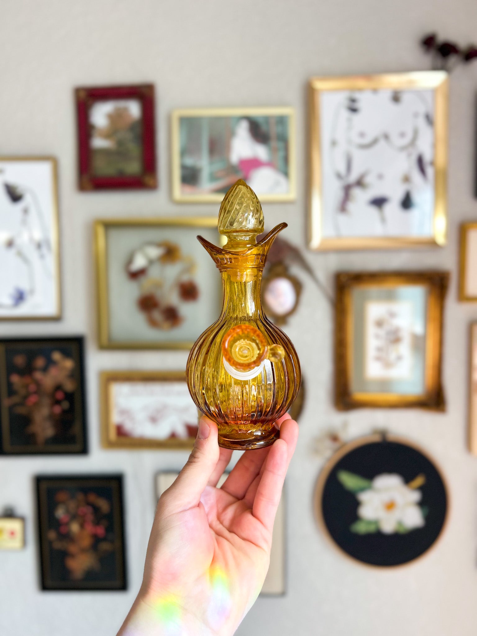Mini Amber Avon